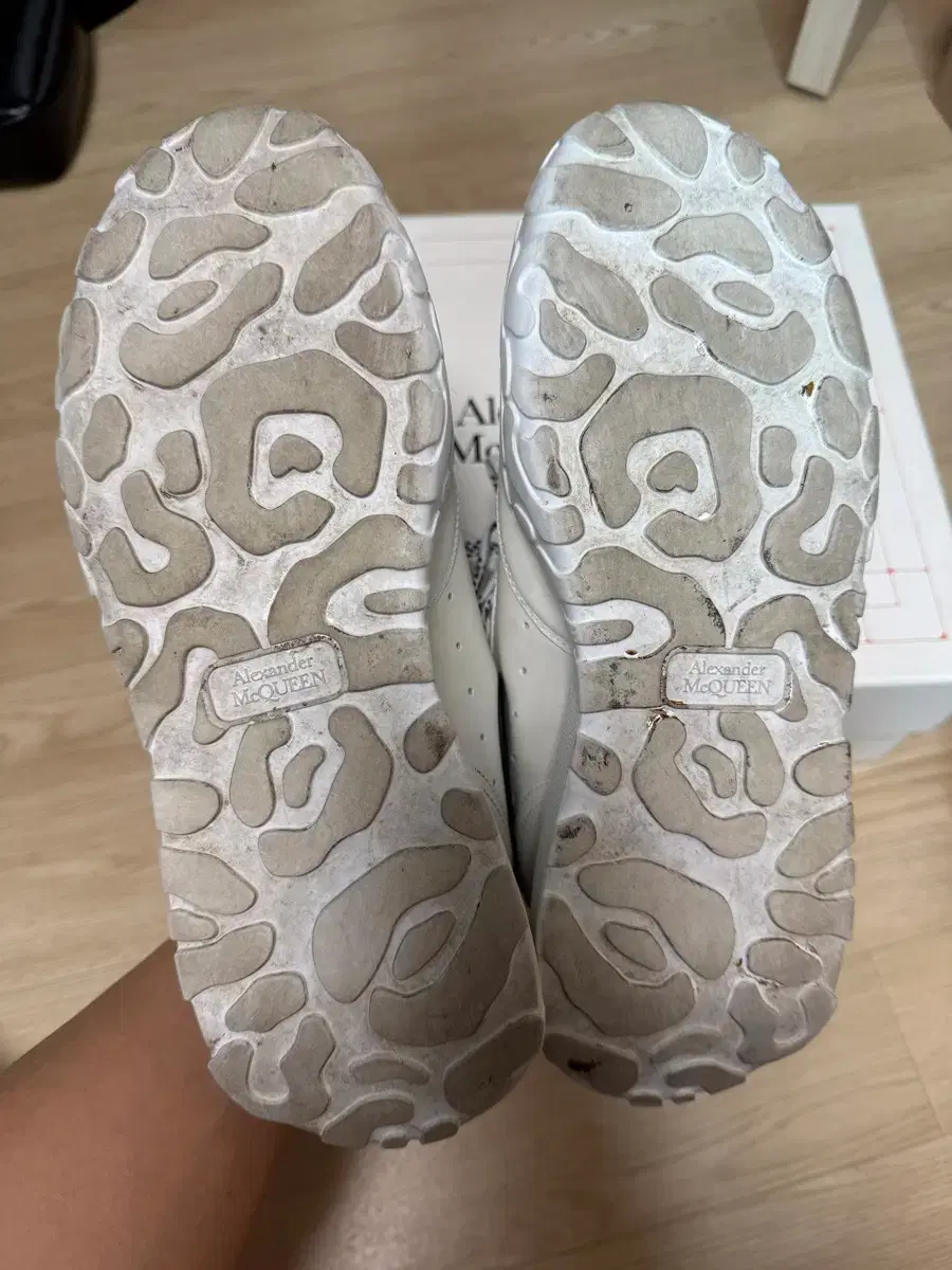 thumbnail-5